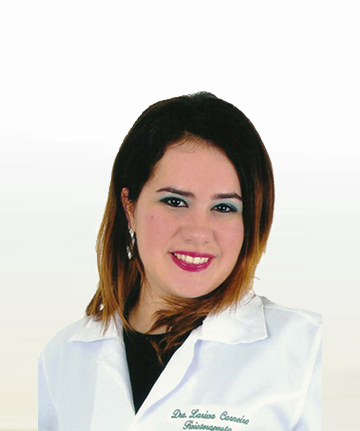 Dra Larissa C Antero - Fisioterapeuta e Instrutora de Pilates